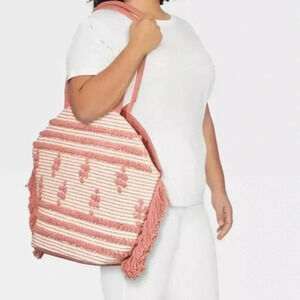 Shade & Shore Straw And Fringe‎  Mauve / White Beach Large Tote